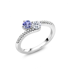 1.25 Carat 4 Prong Ovate Natural Tanzanite <b>and</b> Accent <b>White</b> Diamond Sterling <b>Silver</b> Ring for Women - Product Image 3