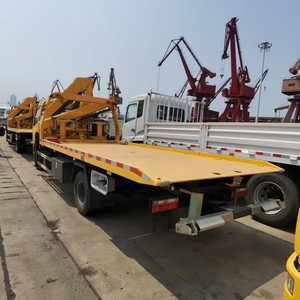 Camión Grúa de Plataforma Plana HOWO 4x2, Camión de Rescate de 5 Toneladas Sinotruck con Grúa de Brazo y Cargador - Product Image 3
