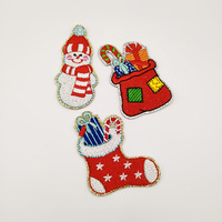 Chine bonne qualité usine directement vente patchs brodés de Noël décoration personnalisée chaussettes patch de broderie pour les festivals