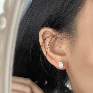 <span class=keywords><strong>Pendientes</strong></span> de Diamante Cultivado en Laboratorio de Platino Pt950 con Corte Ovalado Minimalista de 4 Puntas, <span class=keywords><strong>Pendientes</strong></span> de Diamante con Parte Trasera Plana - Product Image 4