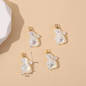 Manna Charm perlé fait à la main en coquille blanche naturelle papillon petits chiots abeilles pour bracelets colliers plaqué or - Product Image 3