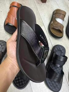 <span class=keywords><strong>Sandali</strong></span> da <span class=keywords><strong>uomo</strong></span> nuove pantofole da spiaggia da <span class=keywords><strong>uomo</strong></span> Casual personalità tendenza <span class=keywords><strong>moda</strong></span> scarpe antiscivolo all'ingrosso - Product Image 6