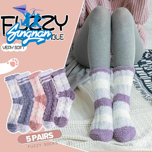 Calcetines de Mujer por Encima de la Rodilla, Gruesos y Afelpados, Cómodos, Suaves y Cálidos para Invierno, Antideslizantes, Regalo para Amigas - Product Image 3