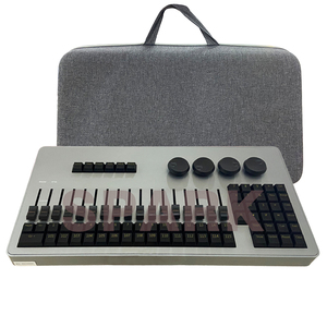 Mini controlador DMX512 Command Wing Console MA - Product Image 1