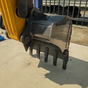 Vente directe d'usine d'excavatrice XE60GA XE50GA d'occasion petites pelles sur chenilles 6ton poids de fonctionnement bas prix - Product Image 2