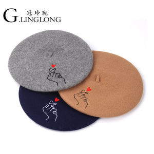Béret De laine d'automne et d'hiver à la mode pour les femmes couleur unie broderie personnalisée fleur Borete De Doina - Product Image 6