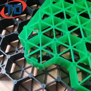 Grilles d'herbe de gravier pour le <span class=keywords><strong>parking</strong></span> noir/vert/vert foncé 50*50*4/5/7CM grille d'herbe de HDPE pour la construction de routes - Product Image 5