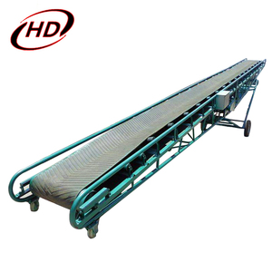 Kum, Toprak, Beton, Çimento için Özelleştirilebilir Eğimli Ters Çalışılabilen 5-30m Uzunluğunda Kauçuk Hareketli Bantlı Konveyör - Product Image 4