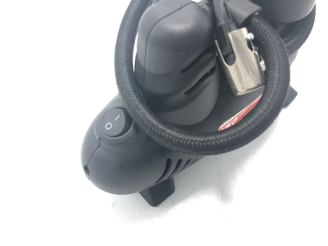 Compact Tire Inflator Car Plastic Air Compressor DC12v 150PSI Car Portable Mini air Pump