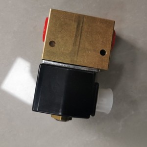 Válvula Solenoide Norgren 2102500.0800.22000 de Acción Directa a Prueba de Explosiones para la Industria Química - Product Image 1