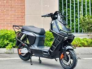 Motocicleta Eléctrica Kaissg Nueva de Fábrica, Motor de 72V 2500W, 90km/h de Alta Velocidad, Carga de 300kg, Frenos de Disco, Pantalla LED - Product Image 6