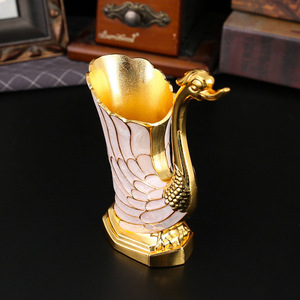 Portacucchiaio a forma di cigno Maini Light Luxury, decorato con diamanti, supporto in oro e argento, oggetto decorativo, artigianato in lega, metallo - Product Image 4