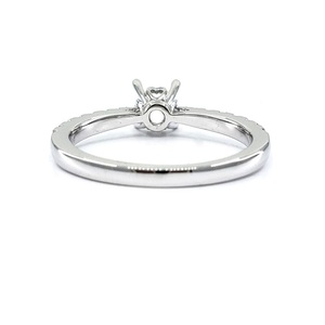 Anillo de compromiso y boda de oro blanco macizo de 18k con diseño elegante y halo de diamantes reales, de alta calidad, fabricado en China. - Product Image 3