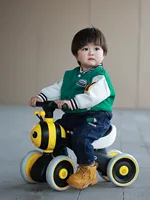 Nuevo Carro de Equilibrio para Niños de 1 a 3 Años, Patinete sin Pedales, Triciclo Silencioso con Música y Luces en Oferta