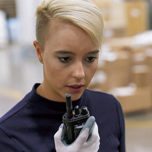 R7 kỹ thuật số lớn Số lượng điện cầm tay mạnh mẽ bền ngoài trời DMR đài phát thanh tầm xa chuyên nghiệp Walkie Talkie - Product Image 5