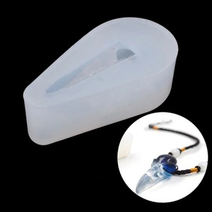 Raven Skull Silicone Mold For DIY Jewelry Epoxy Molding Transparent White Irregular Shape - Product Image 2