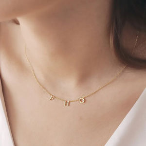 Collier ras du cou personnalisé avec lettres espacées fait à la main collier avec nom initial personnalisé pour cadeau de meilleur ami - Product Image 4