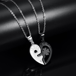 Ensemble de colliers avec pendentif en forme de cœur assorti, thème « Je t'aime », bijoux pour couple, cadeau pour la Saint-Valentin - Product Image 3