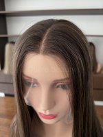 Perruque juive en dentelle suisse avec ligne de cheveux naturelle, couleur avec mèches, perruque casher à cuticules alignées
