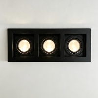 Spot encastré anti-éblouissement MR16 à 3 têtes en aluminium, design minimaliste pour usage hôtelier, garantie 5 ans, intérieur