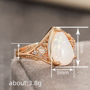 Anello A068 in Oro Rosa con Opale e Diamanti Laterali, Stile Vintage, Anello di Fidanzamento da Donna con Diamante Naturale Taglio a Pera - Product Image 6