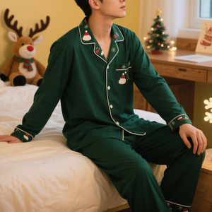 HUOYOUNG مخصص ملابس نوم شتوية للرجال بيجامات رجالية خضراء من قطعتين طقم بيجامة ناعمة من الفانيلا لعيد الميلاد للرجال - Product Image 1