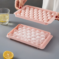 Mini plateau à glaçons antiadhésif réutilisable sans BPA Moule à glaçons en plastique à 33 cavités