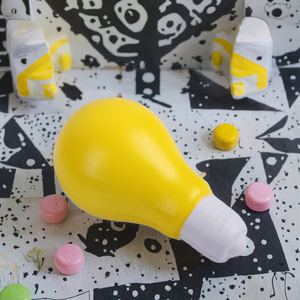 Pelota Antiestrés de Espuma con Forma de Bombilla, Juguete para Aliviar el Estrés, Material PU, para Niños de 5 a 7 Años, de Fabricante Profesional - Product Image 3