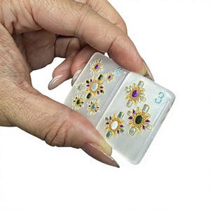 Tuiles de Mahjong Américaines en Acrylique Blanc Nacré, Motif Bijoux Dorés Vintage, Ensemble de Jeu de Table pour Fêtes - Product Image 3