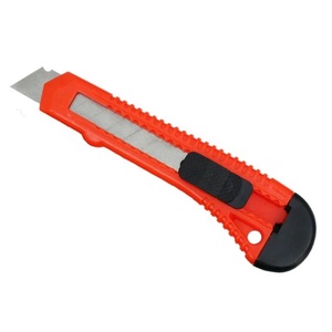 Cuchillo utilitario con mango de ABS de 18mm, cortador de seguridad OEM barato de China con hoja Sk5 <span class=keywords><strong>a</strong></span> presión - Product Image 6