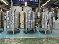 Cuve de mélange en acier inoxydable de 2000 litres avec enveloppe de refroidissement et agitateur pour lait et jus