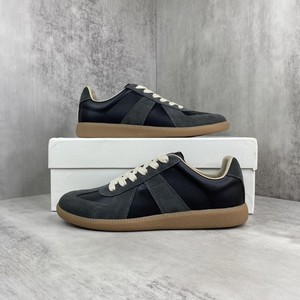 Zapatillas Deportivas de Piel de Alta Calidad con Cordones, Ligeras, Transpirables, Antiolor, Resistentes a Impactos, Unisex, Personalizables - Product Image 2