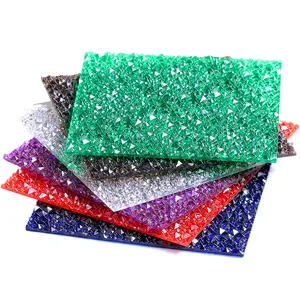 Hoja de policarbonato en relieve de 4mm para PC, hoja de diamante de color azul, verde, rosa, precio directo de fábrica, muestra gratis