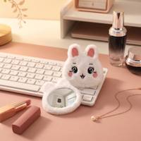 Miroir de maquillage miniature portable léger en aluminium avec poche en peluche de lapin de dessin animé brodé sur mesure, 7,5x8 cm, pour cadeau de beauté ou de vacances