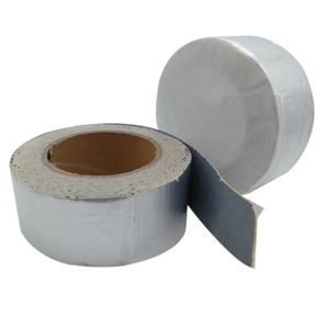 Cinta de Aluminio Reforzada Premium con Membrana Impermeable de Caucho Butilo en Rollo para Reparación de Techos de Acero, Drenajes de Piso y Restauración - Product Image 1