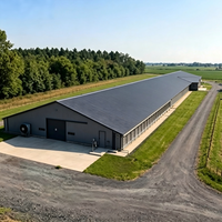 Poulailler Moderne en Acier Écologique pour l'Élevage Durable de Volailles – Entrepôt pour Poulets de Chair et Poules Pondeuses