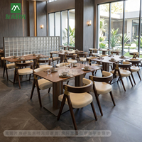 Ensemble de table et de chaises de salle à manger d'extérieur en aluminium moderne de luxe, mobilier de restaurant commercial imperméable pour hôtel, complexe hôtelier, villa