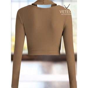 Top Deportivo Ines con Mangas Largas y Cierre Frontal - Product Image 4