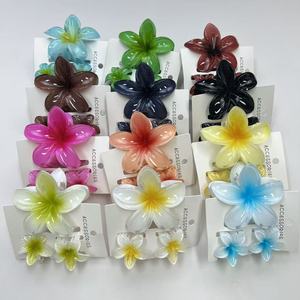 กิ๊บติดผมลายดอกไม้ไล่สี ดีไซน์ใหม่ วัสดุพลาสติก แฟชั่นทันสมัย สำหรับเด็กผู้หญิง ใช้ได้ทุกวันและวันหยุด - Product Image 6
