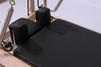 Ahorn-Holz Pilates Reformer mit Turm, verstellbares Multi-Style Pilates-Trainingsgerät, Pilates Reformer Cadillac