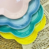 Assiettes en céramique en forme de fleur arc-en-ciel, lot de 4 pièces, boîte cadeau, 23 cm, plats de service colorés pour la maison
