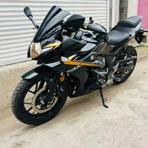 <span class=keywords><strong>Suzuki</strong></span> GSX250R Moto tout-terrain, <span class=keywords><strong>bicylindre</strong></span>, moto sportive d'occasion - Product Image 2
