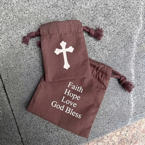 Pochette en toile de coton avec cordon de serrage, imprimé croix, sac cadeau, emballage pour chapelet, sachet personnalisé avec logo - Product Image 4
