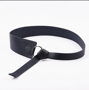 Ceinture en cuir lisse entièrement noire avec boucle à plaque 3,8 cm x 105 cm, style vintage en alliage, sangle supplémentaire pour tenues minimalistes. - Product Image 4