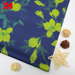 De alta calidad Blanco Corazón de impresión adecuado 100% poliéster china tela de satén de seda textil <span class=keywords><strong>material</strong></span> para ropa - Product Image 2