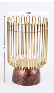 Kim loại bão người giữ ngọn nến với một đồng cổ kim loại cơ sở thiết lập của 2 hoàn hảo cho cổ điển và hiện đại trang trí nội thất - Product Image 4