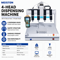 Machine de distribution à quatre têtes, sortie multi-buses 300 ml, structure en portique en silicone, commande suspendue pour le remplissage et le scellage