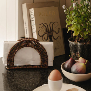 Porte-serviettes en bambou tressé style rotin, support de comptoir de cuisine pour restaurant, support de pique-nique, porte-serviettes en papier <span class=keywords><strong>fait</strong></span> <span class=keywords><strong>main</strong></span>, boîte à mouchoirs <span class=keywords><strong>lavable</strong></span> - Product Image 6