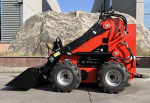 Mini-chargeuse sur pneus neuve, chargeuse sur pneus compacte, petite chargeuse avec divers accessoires pour travaux de construction intensifs - Product Image 3