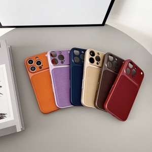 Funda de Cuero con Textura de Cráteres para iPhone 15/16/17 Pro/Pro Max - Protección Anticaídas con Recortes Precisos - Product Image 6